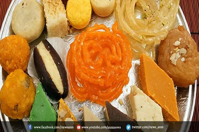 दिवाली में कुछ खास मीठा खाना मुँह में ला सकता है पानी