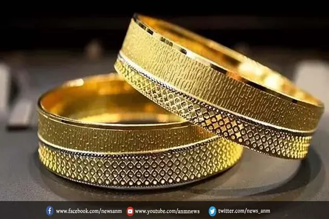 सोना हुआ सस्ता, चांदी भी फीकी