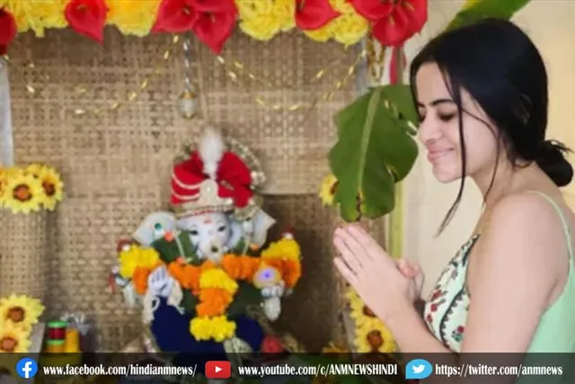 उर्फी जावेद ने मनाया गणेश उत्सव