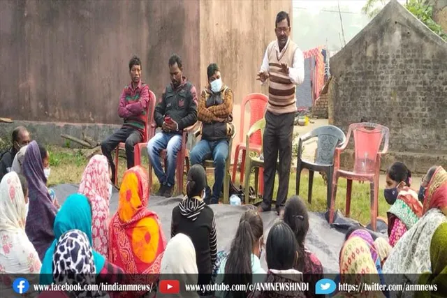 लाल दुर्ग में टीएमसी की मोहल्ला बैठक