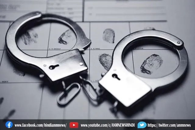 फूड इंस्पेक्टर बनकर अवैध वसूली करते हुए गिरफ्तार