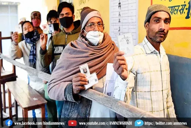 यूपी में वोटिंग जारी
