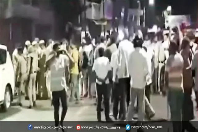 गुजरात के वडोदरा में दो समुदाय के लोगों में झड़प