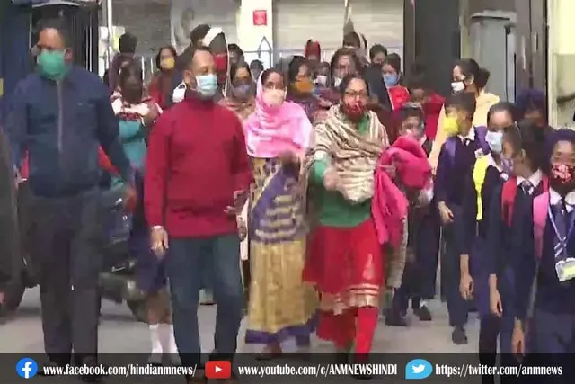 बंगाल के स्कूल फिर हुए गुलजार