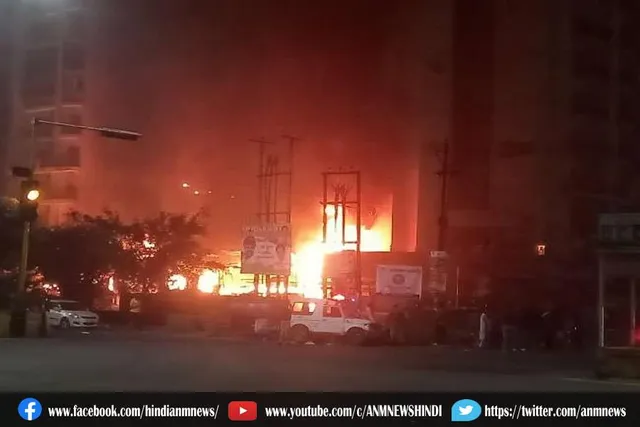 नोएडा के इस जगह में लगी आग