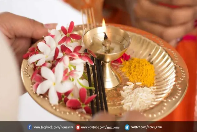जानिए इस महीने किनकी पूजा करें