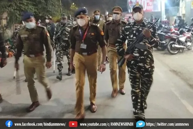 चुनाव को लेकर पुलिस और अर्ध सैनिक बलों के फ्लैग मार्च