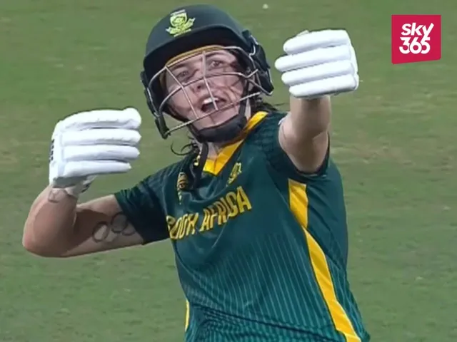 South Africa Cricketer Tazmin Brits (1)