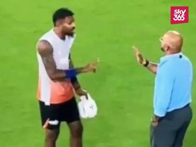 Hardik Pandya and Murali Kartik