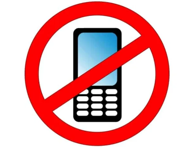 Xiaomi banned from selling handsets in India
