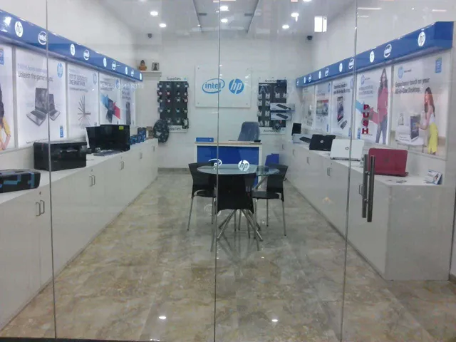 Now Jabalpur to experience exclusive Grand stores for HP World and CCTV cameras