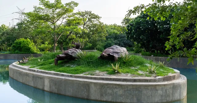 This Weekend, Take Your Kids to Noida’s ‘Jungle Trail’ With 650 Animals Made From Waste