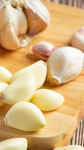 रोजाना खाली पेट 1 लहसुन खाने से क्या होता है? जानिए 7 फायदे