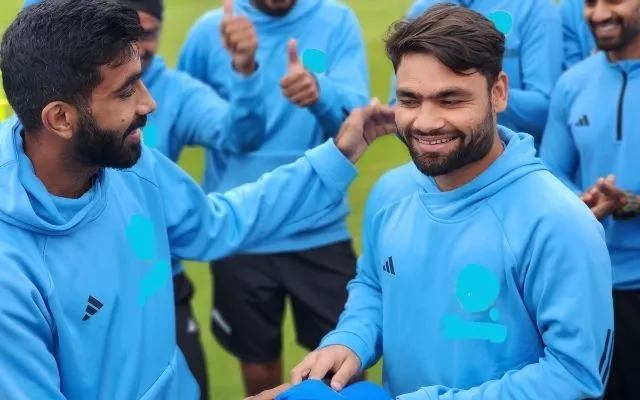 'Chalo kahin to achi selection hui hai' - Fans congratulate Rinku Singh as he makes his international debut against Ireland