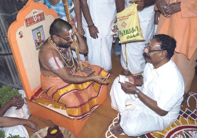 ஜீயர் அடாவடி! பத்திரிகை ஆசிரியர் சரணாகதி! -கருத்து சுதந்திரம் படும்பாடு!