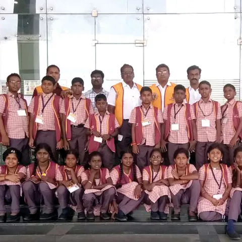 வானமே எல்லை! மாணவர்களின்  கனவுப் பயணம்