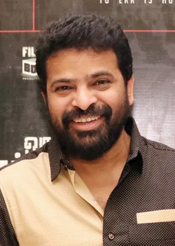 சத்யம் தியேட்டரை திட்டிய அமீர்!