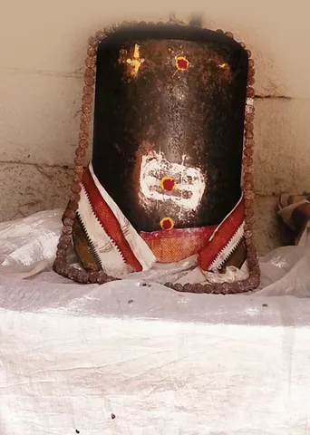 ஏழு செம்பொன் தெய்வங்கள்!