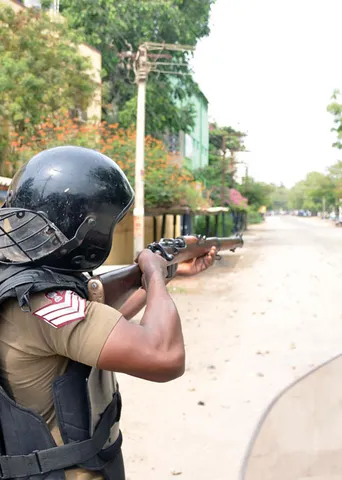 டெல்லி ஸ்டார் ஓட்டலில் ஸ்டெர்லைட் நடத்திய சதி ஆலோசனை!