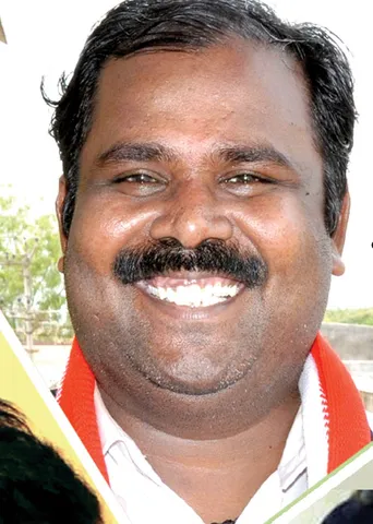 மந்திரியை மாட்டிவிட்ட கட்சிப் பகை! -இறுக்கிப் பிடிக்கும் விசாரணை!