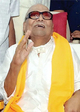 ராங்-கால் : கலைஞர் உடல்நிலை! ஸ்டாலின்-அழகிரி விவாதம்! ரஜினிக்கு பா.ஜ.க. டார்கெட்!