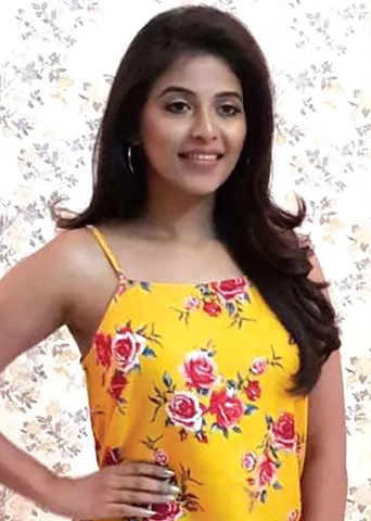 கார்த்திக் சுப்புராஜ், பாபி சிம்ஹா, அஞ்சலி, சமுத்திரக்கனி, அப்புக்குட்டி மேட்டர்ஸ்