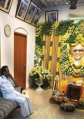ராங்-கால் : அழைத்தால் ஓரணி! அழைக்காவிட்டால் பேரணி! ஆள் தேடும் அழகிரி!