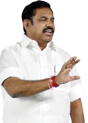 பந்தாடப்பட்ட ஐ.ஏ.எஸ். அதிகாரிகள்! எடப்பாடிக்கு பணிந்த கிரிஜா!