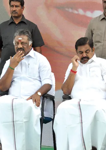 ஆளும்கட்சியை உடைக்கும் அடிதடி மோதல்!
