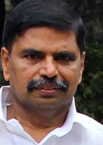அடுக்குமாடி விபரீதம் சமூக அழுக்கின் அடையாளம்! முன்னாள் நீதியரசர் அரிபரந்தாமன்