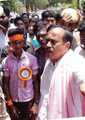 வாய்க்கொழுப்பு! கலவர பூமியாக்கும் ஹெச்.ராஜா!