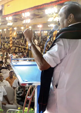 டூப் போடாத நிஜப் போராளி! -வைகோவின் பொதுவாழ்வுப் பொன்விழா!