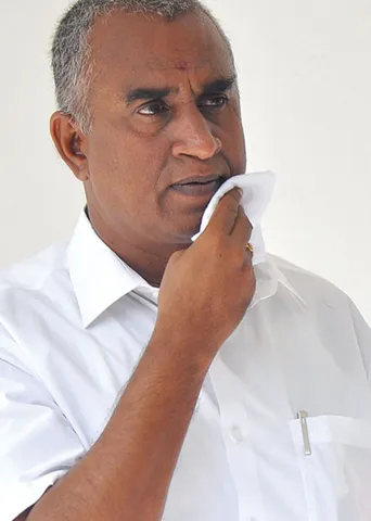 குடிநீரிலும் கொள்ளை! வேலுமணியின் புது டெக்னிக்!