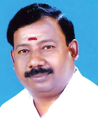 பதவிப் பஞ்சாயத்து! -மாஜியுடன் மல்லுக்கட்டும் மா.செ.!