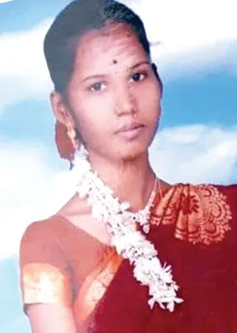 நம்பி வந்த பெண்! கழுத்தை அறுத்த போலி சாமியார்!