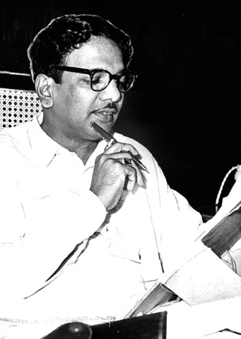 கலைஞரின் சிறுகதைச் சித்திரங்கள் - சென்னிமலை தண்டபாணி