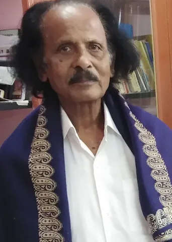 எழுத்துக்கு எந்தப் பின்புலமும் தேவையில்லை! -கவிஞர் பனப்பாக்கம் சீத்தாவுடன் நேர்காணல்...