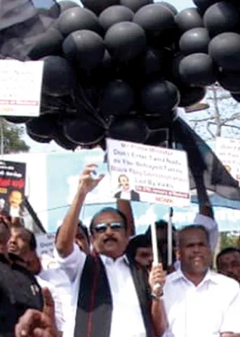 பாசிச பா.ஜ.க.! மூடு அவுட் மோடி!