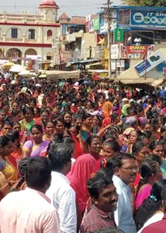 எம்.எல்.ஏ. - மந்திரி சம்பளத்தை ஏத்தியது மட்டும் நியாயமா? -திணறிய எடப்பாடி!