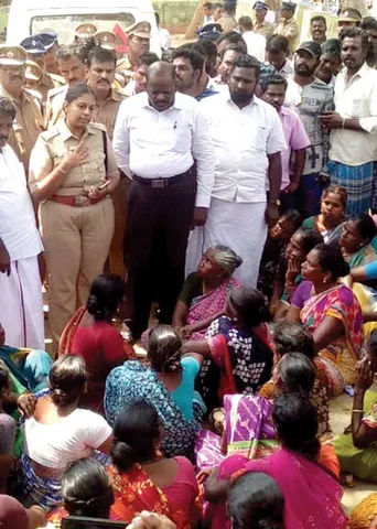 காமக்கொடூரன்களைக் காக்கும் காக்கிகள்!