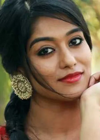 நின்னு விளையாண்ட ஹீரோயின்