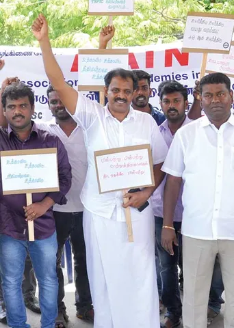 தடம் மாறும் போலீஸ்! தடுமாறும் வழக்கு! டி.என்.பி.எஸ்.சி. ஊழல்!