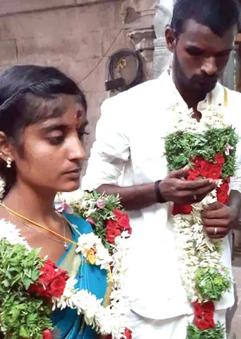 நள்ளிரவில்… துடிக்க துடிக்க….சாதி ஆணவத்தின் கோரத் தாண்டவம்!