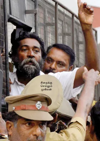 பாலியல் வழக்கில் சிறைப்பட்ட போராளி! -நினைத்ததை சாதித்த போலீஸ்!
