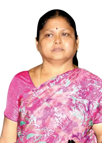 அந்த பெண் மீது வழக்குப் போடுவேன்..! -முகிலன் மனைவி பேட்டி!