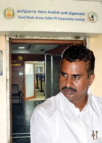 ஊடக சுதந்திரத்தின் கழுத்தை நெரிக்கும் அரசு கேபிள்!