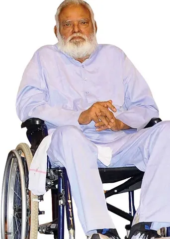 மூன்று நிபந்தனைகள் போட்ட "மனித தெய்வம்'!