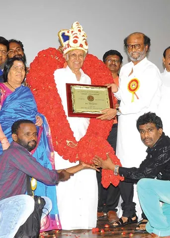 சிவகுமார் சொன்னார்! ரஜினி செய்தார்! -நெகிழ வைத்த கலைஞானம் விழா!