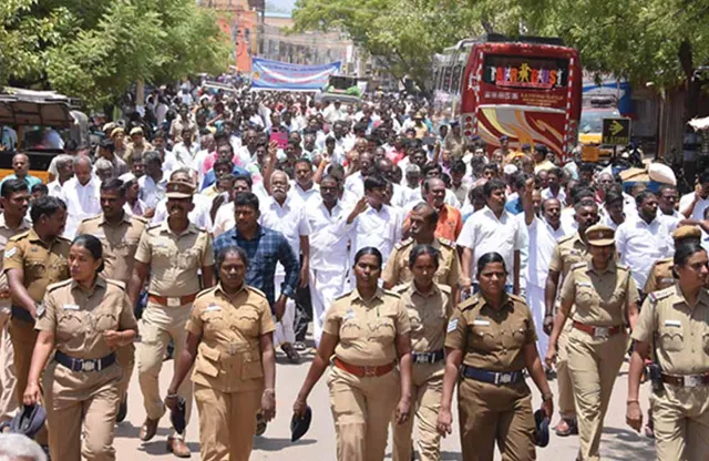தனி மாவட்டமாக்கு! சங்கரன்கோவில் போராட்டம்!