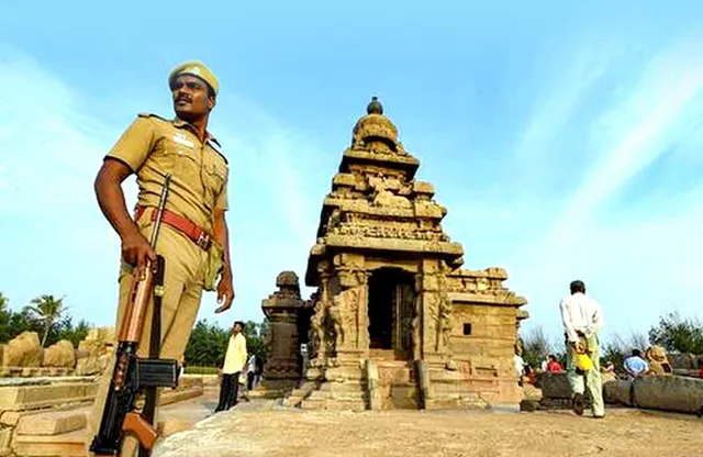 சீன அதிபர் வருகை! சின்னாபின்னமாகும் மாமல்லபுரம் மக்கள்!